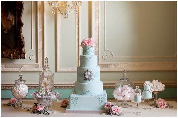 BROCKET-HALL-WEDDING-BRIDAL-FASHION-002 Wedding at Brocekt Halle Bridal Shoot You Your Wedding (2)