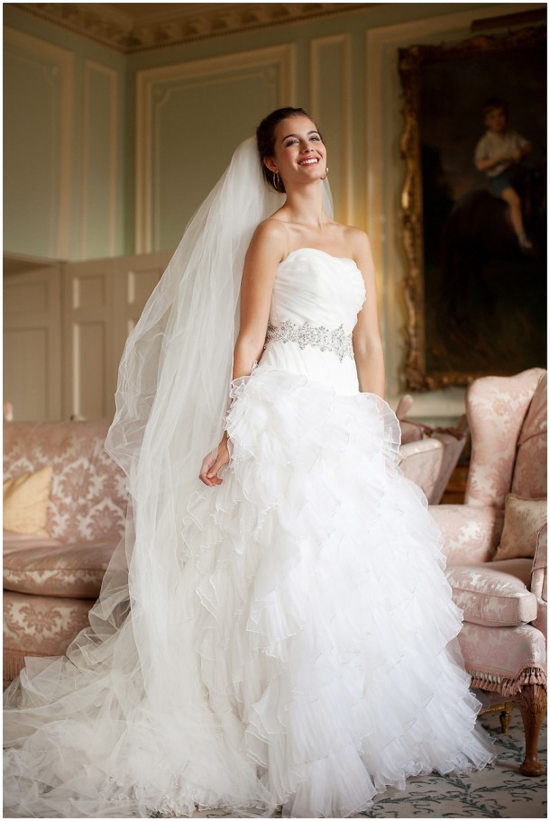 BROCKET-HALL-WEDDING-BRIDAL-FASHION-011 Wedding at Brocekt Halle Bridal Shoot You Your Wedding (11)