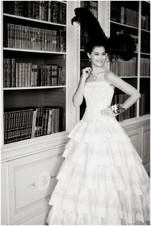 BROCKET-HALL-WEDDING-BRIDAL-FASHION-035 Wedding at Brocekt Halle Bridal Shoot You Your Wedding (35)