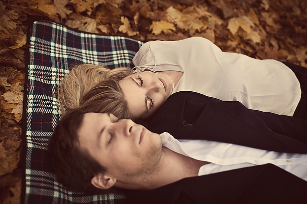 Vintage Autumn Pre-Wedding Engagement Session Surrey Vintage Autumn Pre-Wedding Engagement Session Surrey