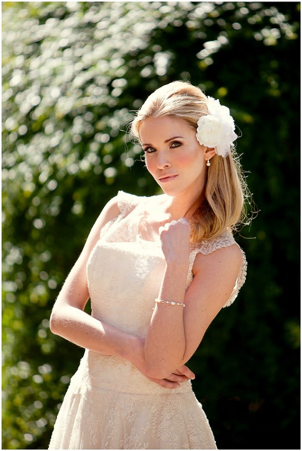 VINTAGE-COUNTRY-SHOOT-0445 Wedding bridal shoot at George in Rye (22)