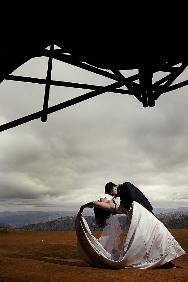 Off camera flash Segerius-Bruce Wedding Photography