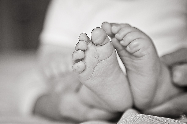 baby-family-photographer-london-surrey