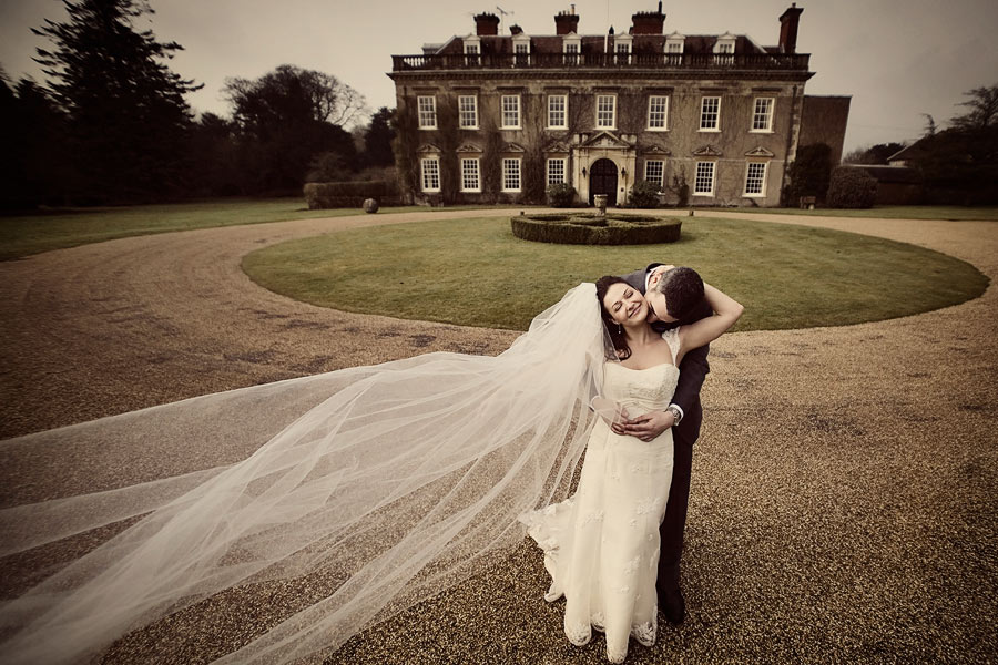 bradley house wiltshire Bradley House Wedding in Wiltshire countryside