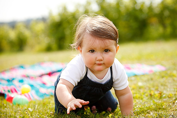 family photo shoot in surrey at Denbies Vineyard
