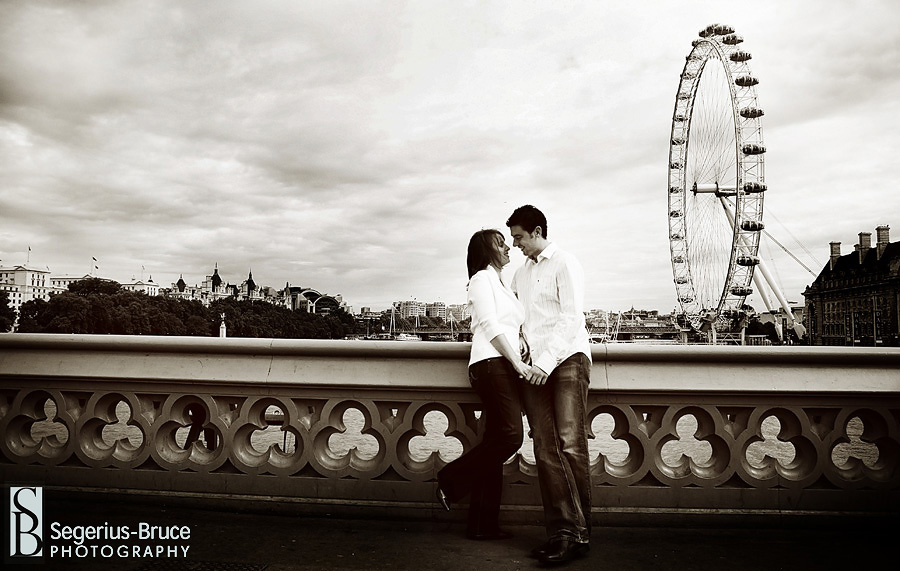 London Engagement session with London Eye London engagement photographer