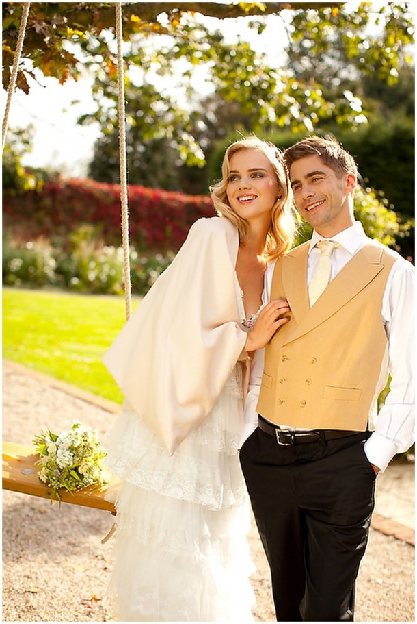 rustic-wedding-gaynes-park-005 Rustic White Wooden Wedding at Gaynes Park (5)