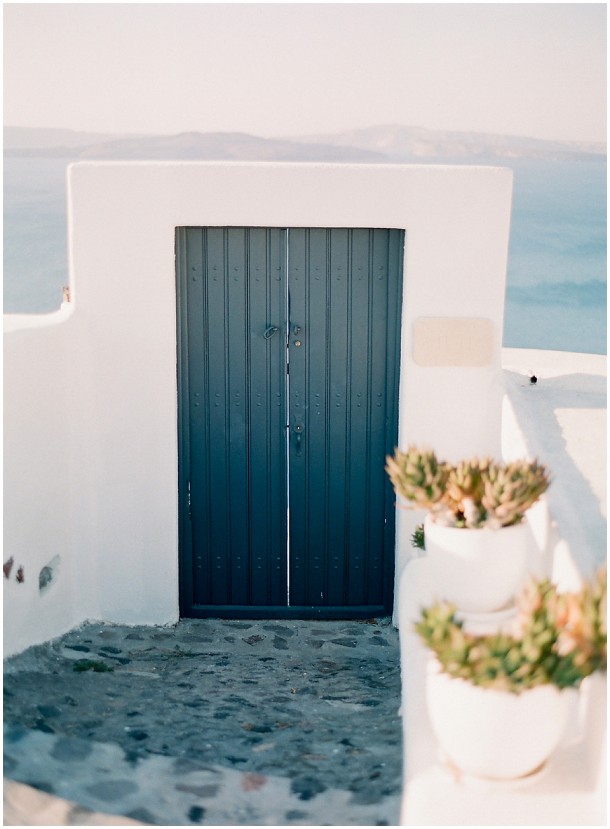 Santorini Wedding & Portrait Photographer  (13)