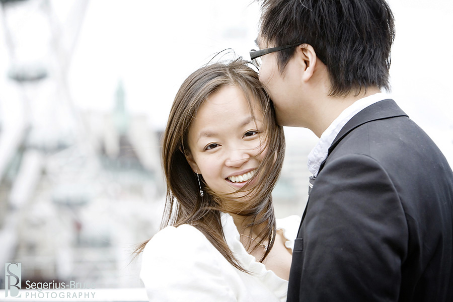 London engagement photos