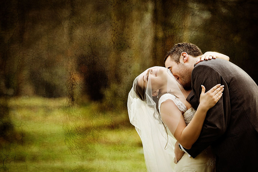 texture wedding photography Textured Wedding Photo