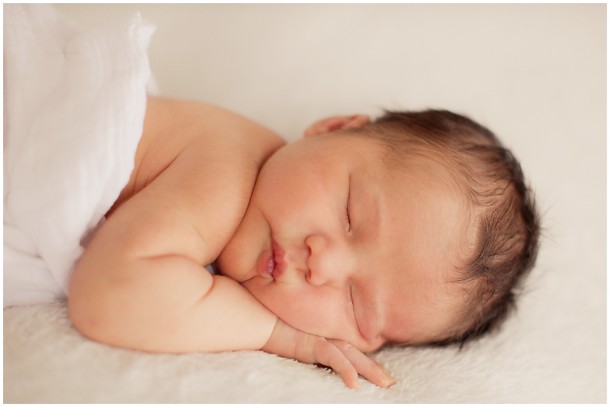 Newborn baby photographer in Surrey and London (14)